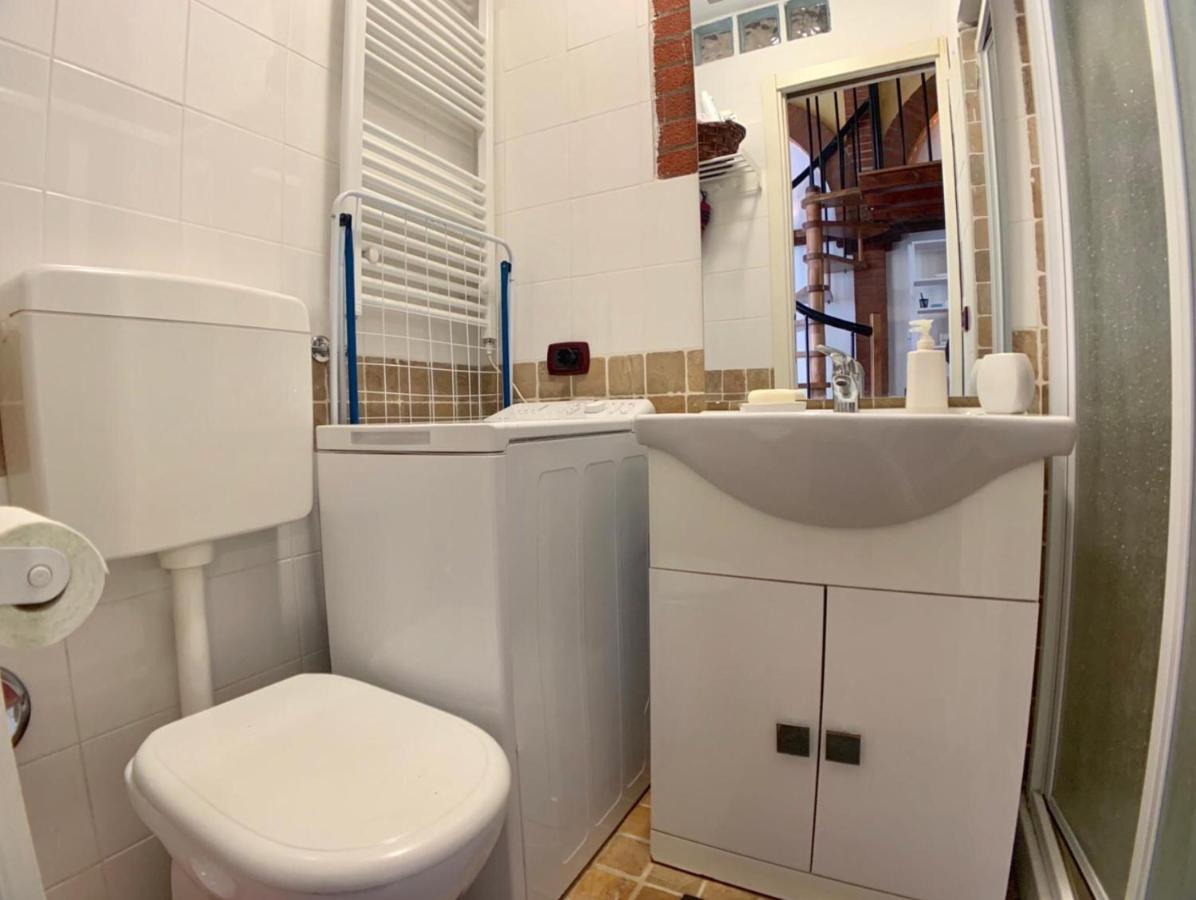 Flat Nirmala Studio-Shop Apartment Milano Exterior foto