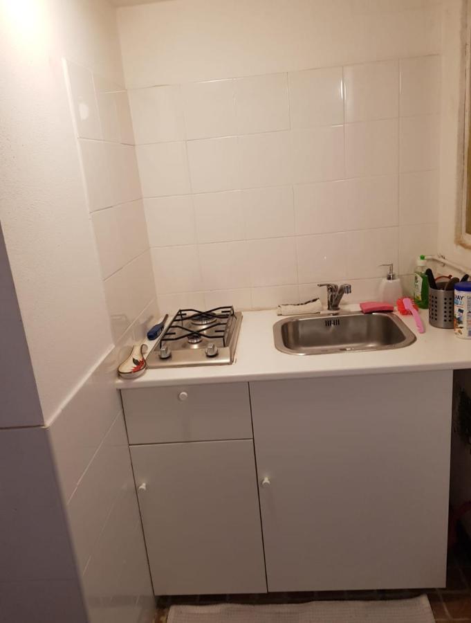 Flat Nirmala Studio-Shop Apartment Milano Exterior foto